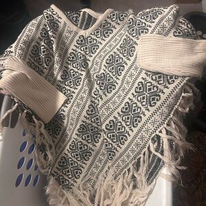 Wet seal soft wide v neck serape with sweater sleeves